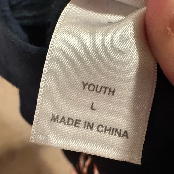 EUC University of Virginia youth Large hoodie with unique double pocket on front - Picture 5 of 7